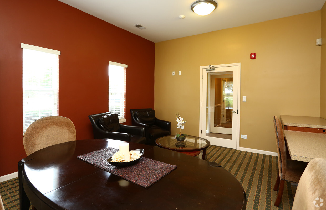 Autumn Run Apartments - Apartments in Naperville, IL | Apartments.com