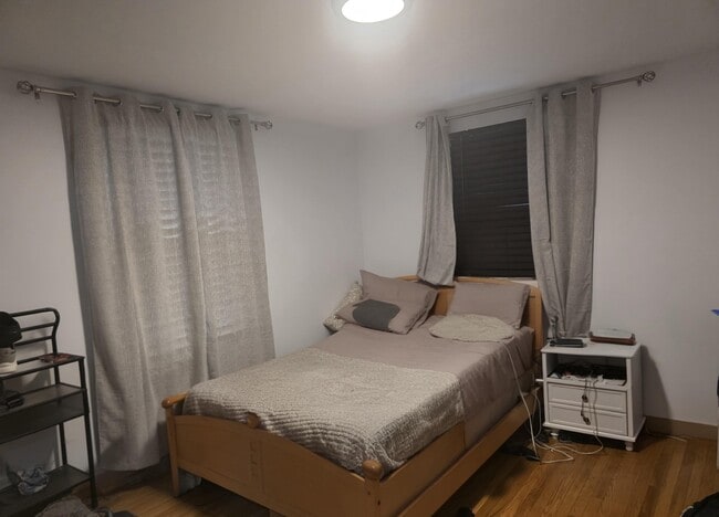 Building Photo - 478 Fabyan Pl