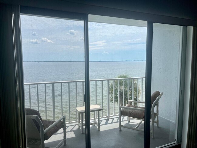 Building Photo - 6850 Highway 1