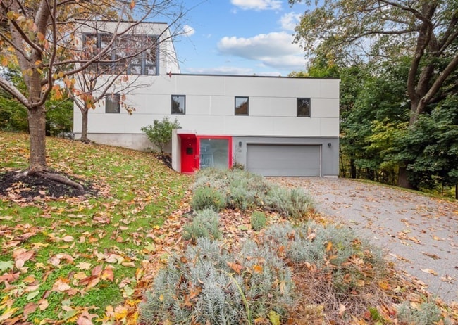 Building Photo - 35 Thornberry Rd