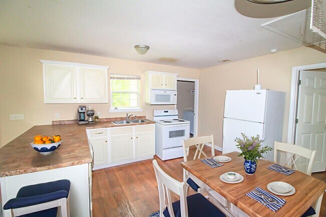 Foto del edificio - 122 Harden Rd