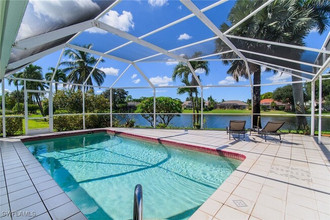 Building Photo - 443 Dundee Ct