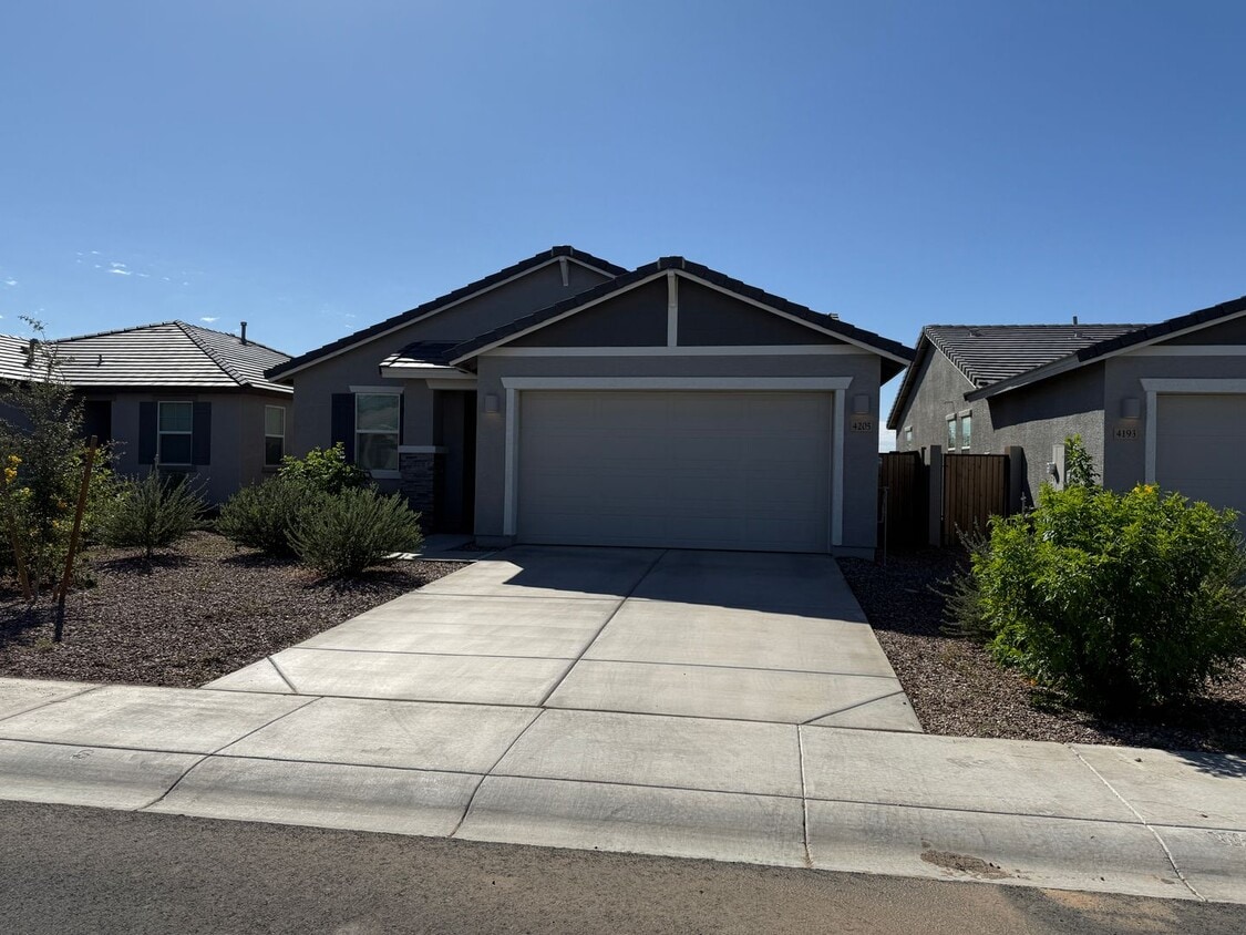 Foto del edificio - Bella Vista Farms 3 bedrooms!!