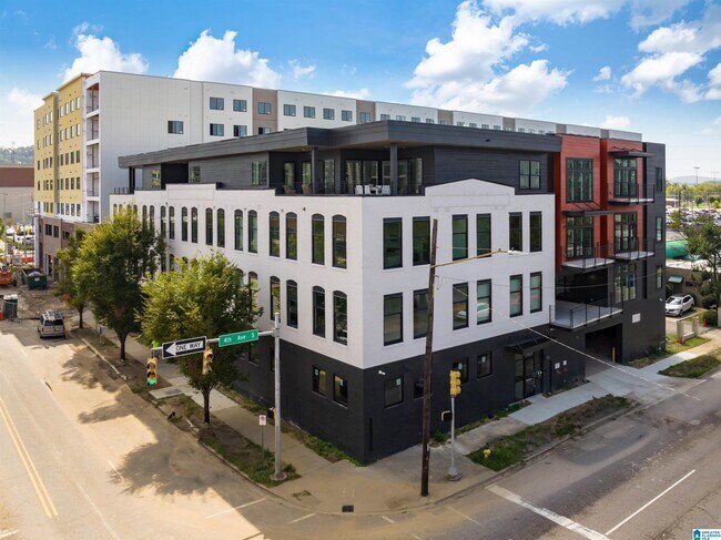 Foto del edificio - 1329 4th Ave N