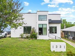 Foto principal - 1331 S Denley Dr