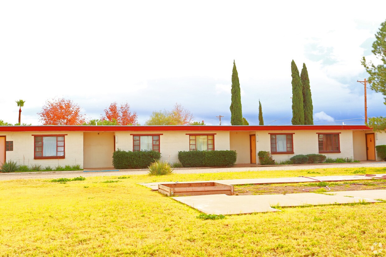 Primary Photo - The Lariat