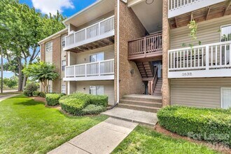 Building Photo - 1638 Arlyn Cir