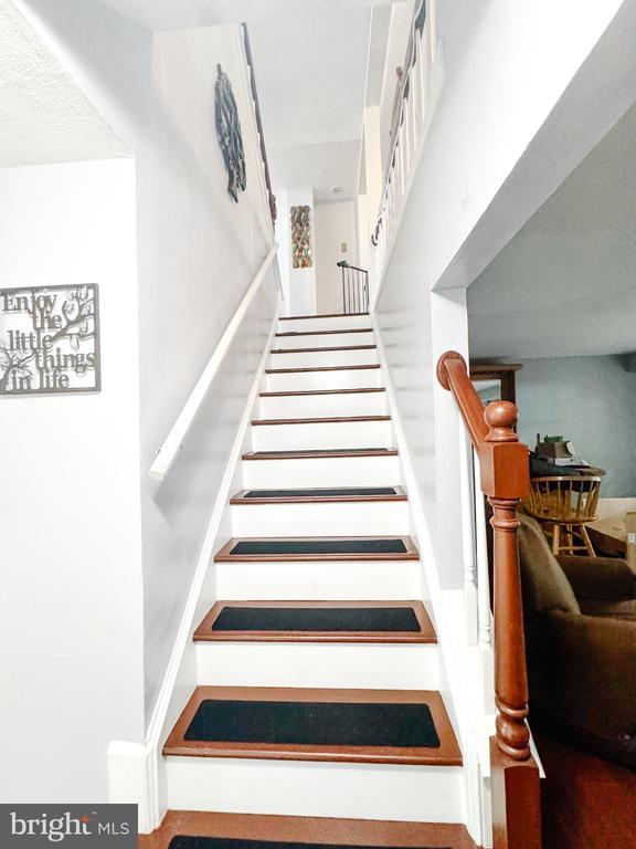 Foto del edificio - 4333 Cedarlake Ct