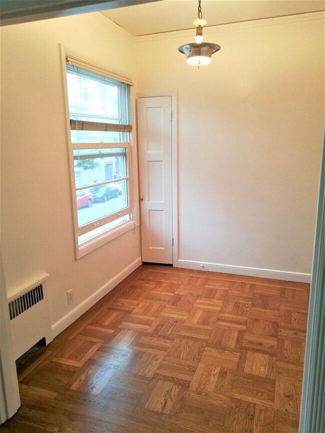 Foto del edificio - 3560 19th St