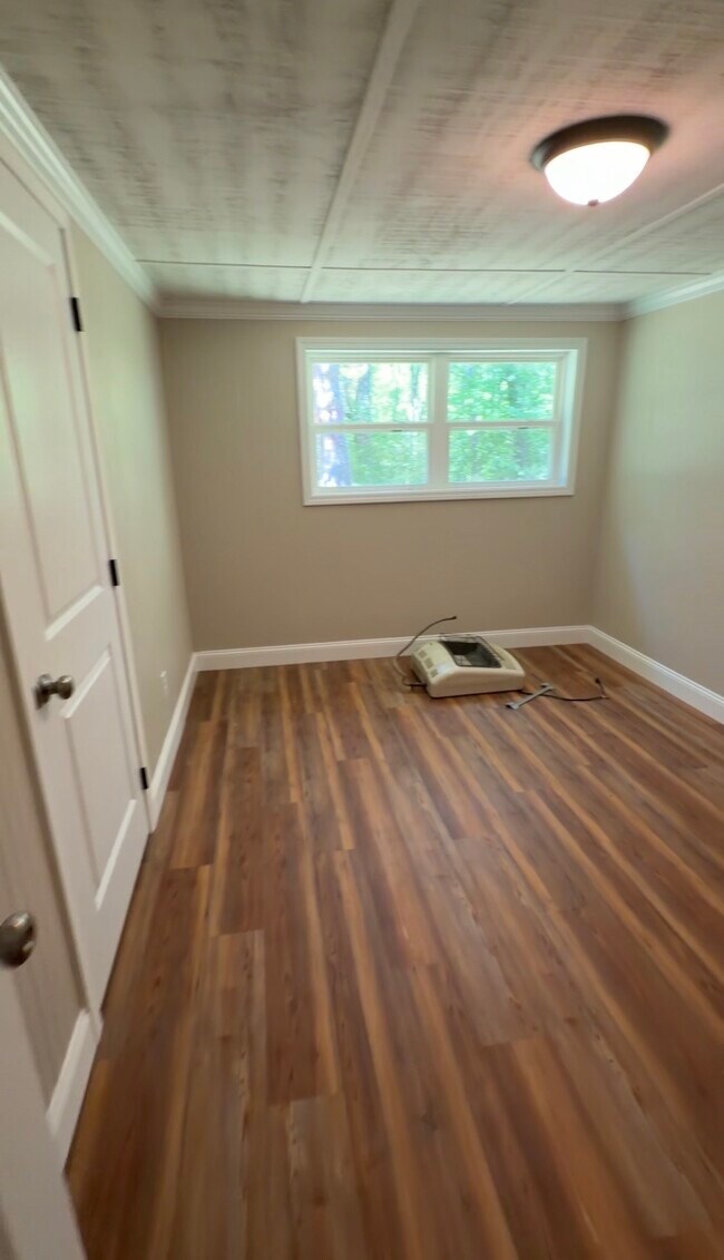 Foto del edificio - Adamsburg Home