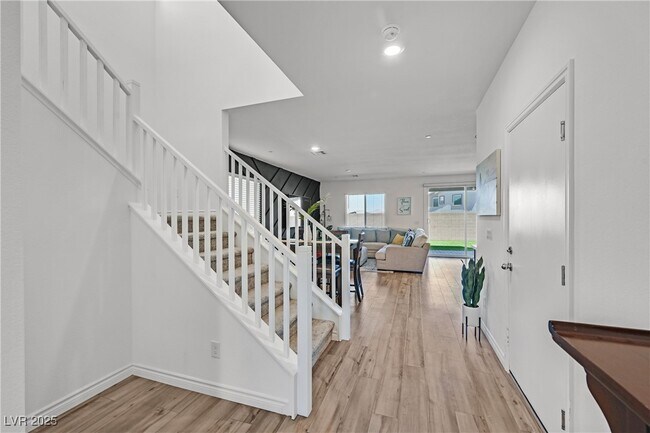 Foto del edificio - 282 Mount Steel Ave