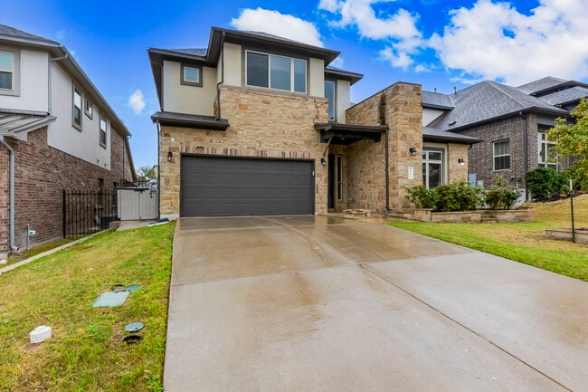 Foto del edificio - 2916 Zelma Dr