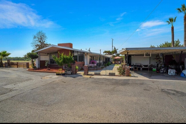 Building Photo - 7731 E Keyes Rd