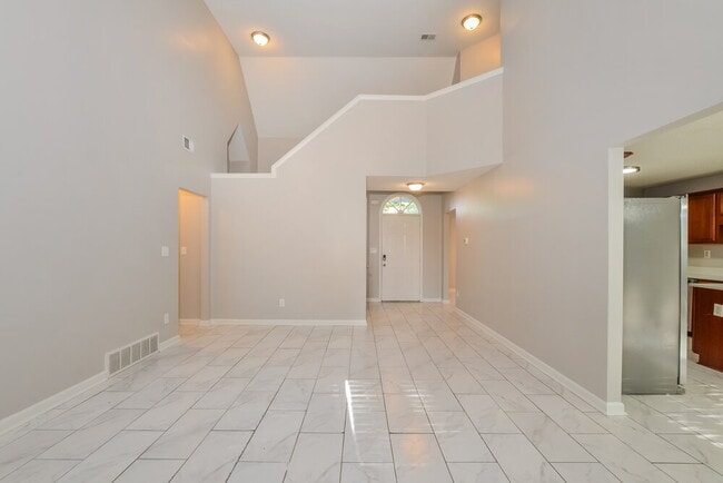 Foto del edificio - 4953 Wemberley Dr