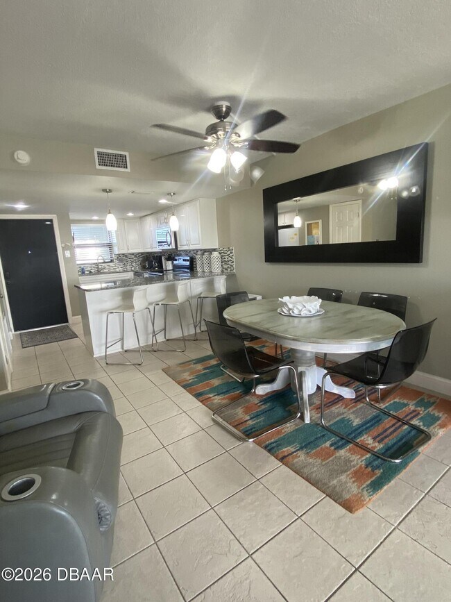 Foto del edificio - 1571 S Atlantic Ave