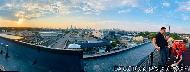 Foto del edificio - 1258 Massachusetts Ave