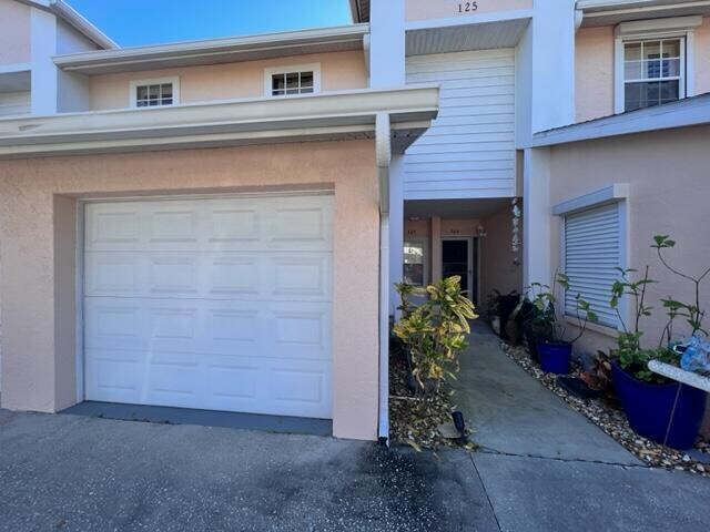 Building Photo - 125 Escambia Ln