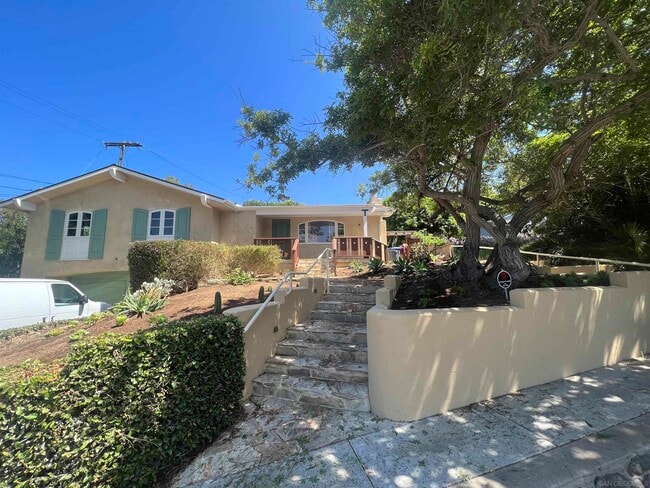 Building Photo - 512 11th St