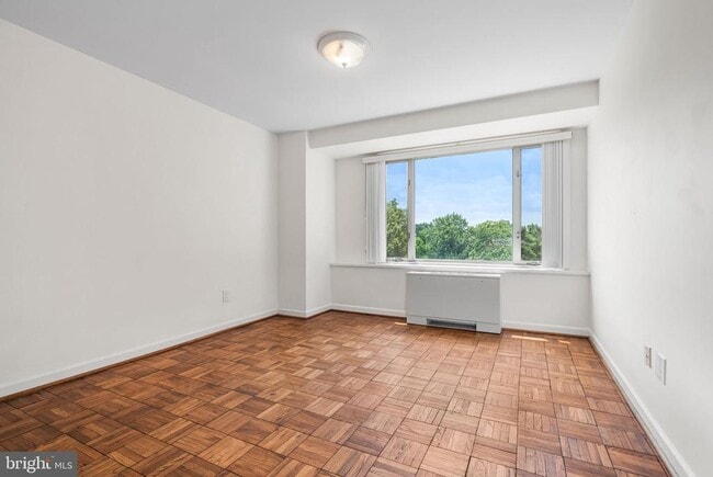 Foto del edificio - 4301 Massachusetts Ave NW