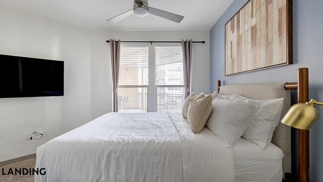 Foto del edificio - 101 S Center St