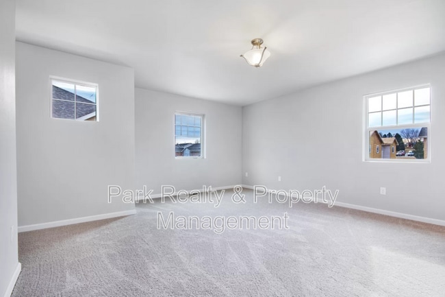 Foto del edificio - 2671 Sable Blvd