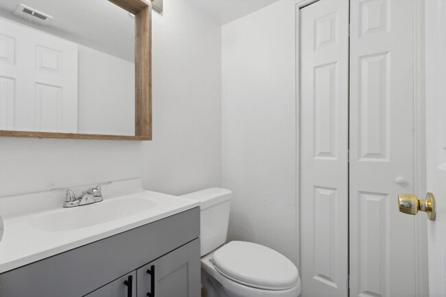 Foto del edificio - 15801 N 29th St