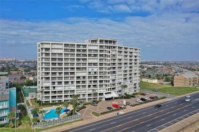 Foto del edificio - 7700 Seawall Blvd