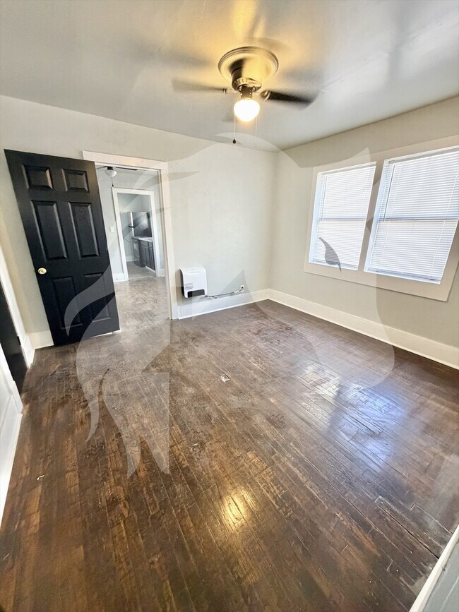 Foto del edificio - 334 S Pine St