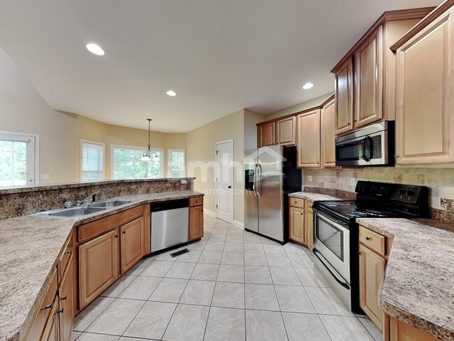 Building Photo - 114 Stiles Dr