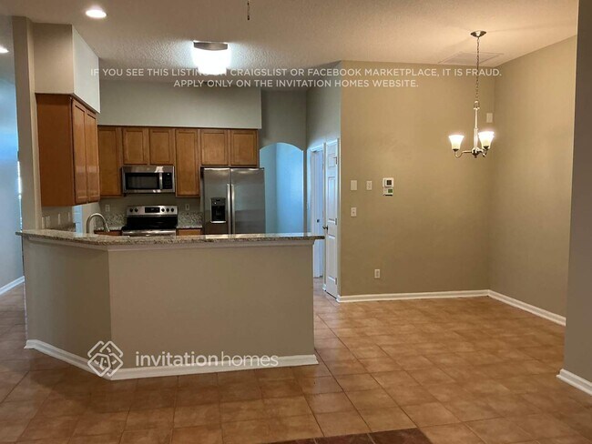Building Photo - 1672 Northglen Cir