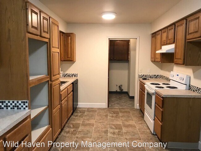 Building Photo - 3 br, 1.5 bath House - 306 Mission Dr