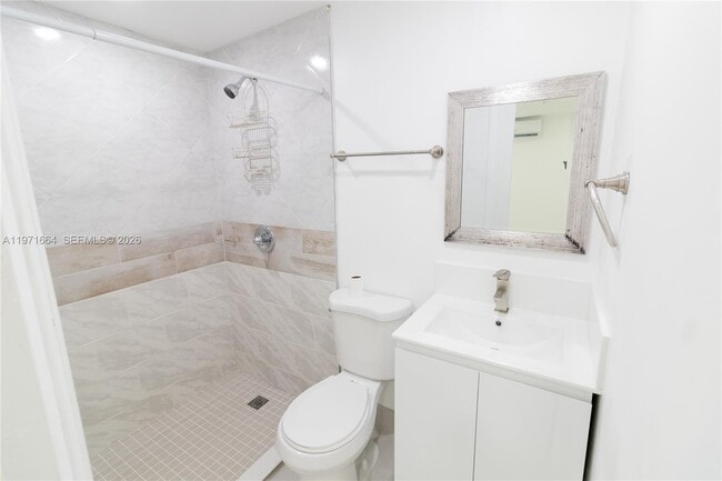 Building Photo - 5803 Buchanan St