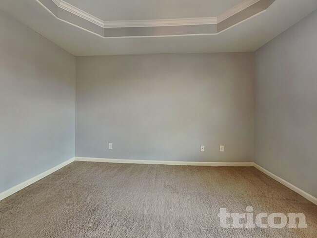 Foto del edificio - 500 Kirkland Dr