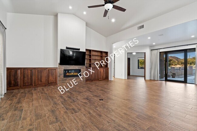 Foto del edificio - 13037 N Red Quail Pl