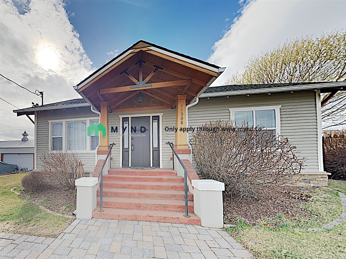 Foto principal - 3 br, 2.5 bath House - 11308 Tieton Dr