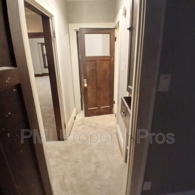 Foto del edificio - 2606 N 50th St