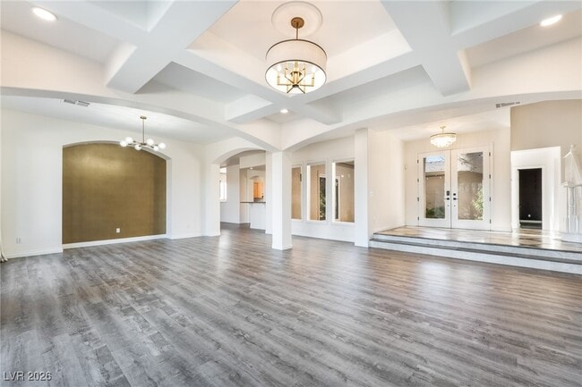 Building Photo - 904 Pont Chartrain Dr