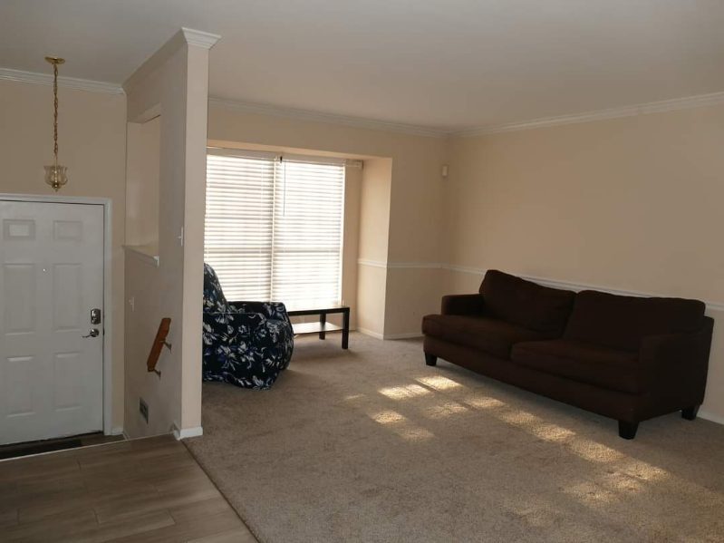 Foto del edificio - 2039 Putnam Rd