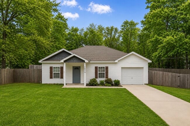 Building Photo - 1679 Pickens Cir