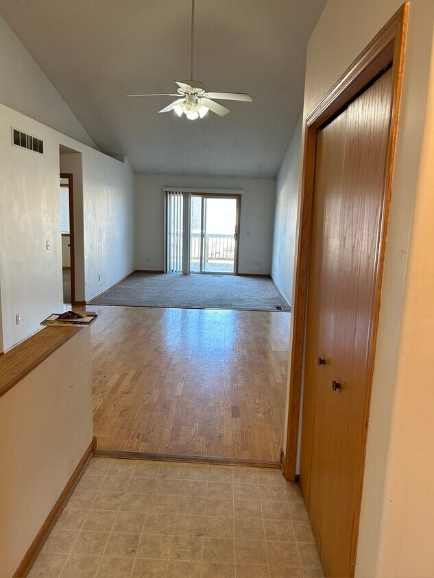 Foto principal - 720 10th St SW