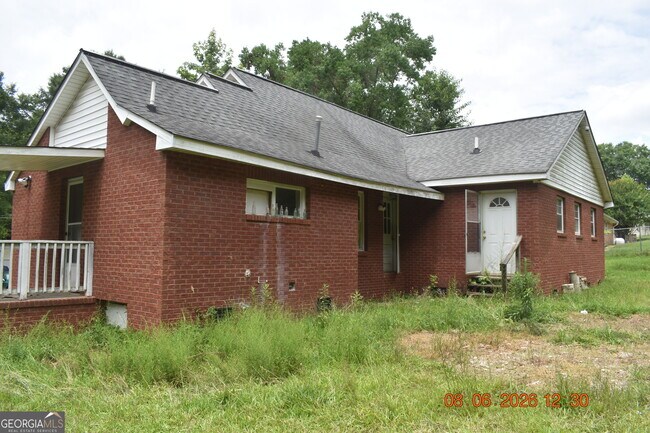Foto del edificio - 4830 Wilson Rd