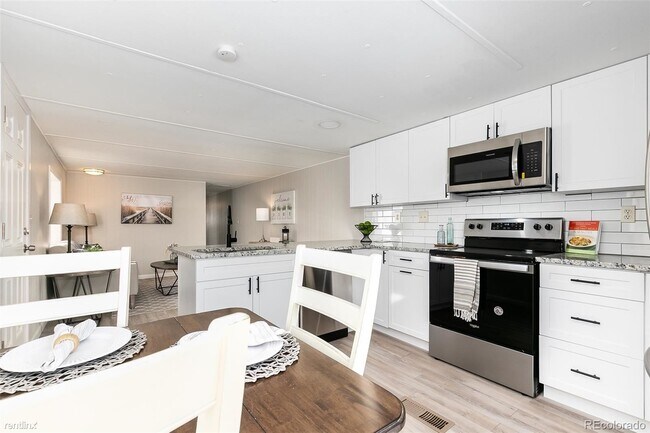 Foto del edificio - 3 br, 2 bath House - 1106 Maclean Street