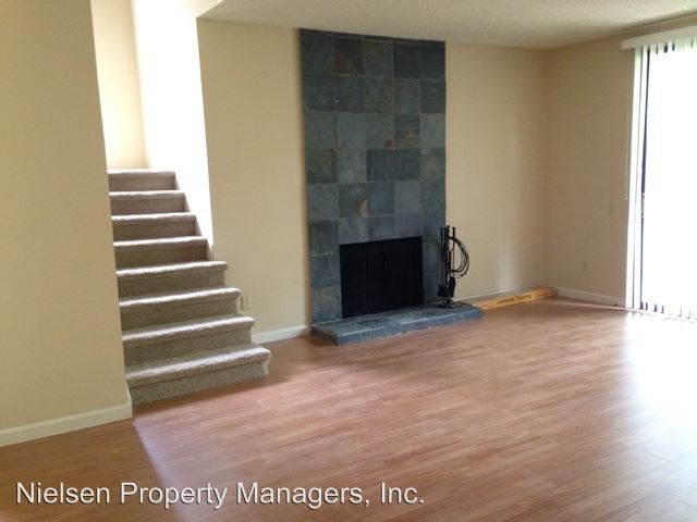 Foto del edificio - 878 Woodside Ln E