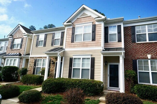 Building Photo - 8456 Central Dr