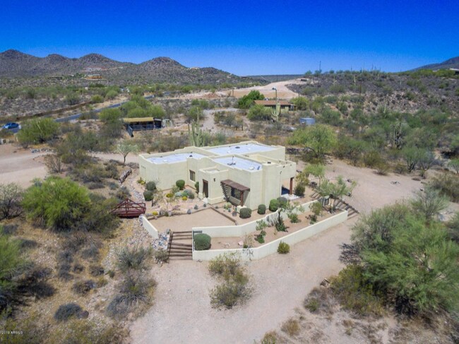 Building Photo - 5530 E Cahava Ranch Rd