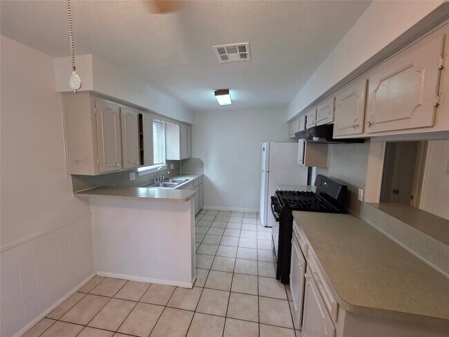 Foto del edificio - 3414 Bristlecone Trail