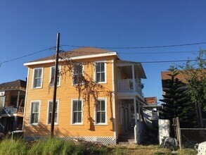 Building Photo - 2806 Avenue M 1/2