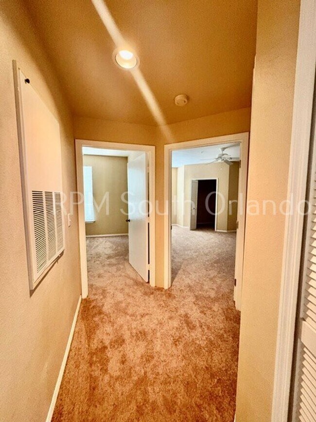 Foto del edificio - 408 Summit Ridge Pl
