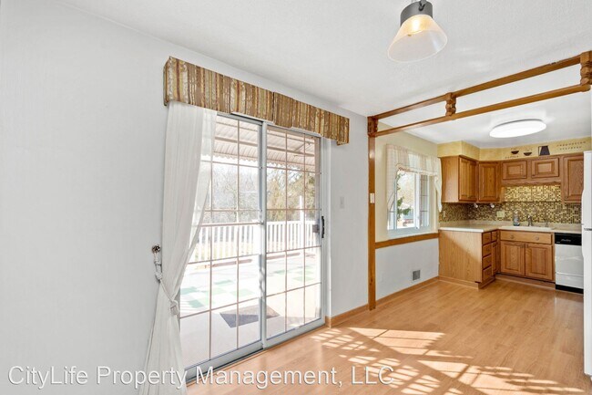 Foto del edificio - 4 br, 2 bath House - 551 Lee Ave Ext