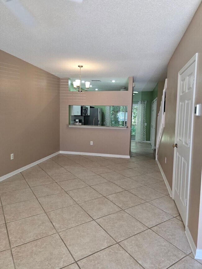 Foto del edificio - 8626 Hunters Key Cir